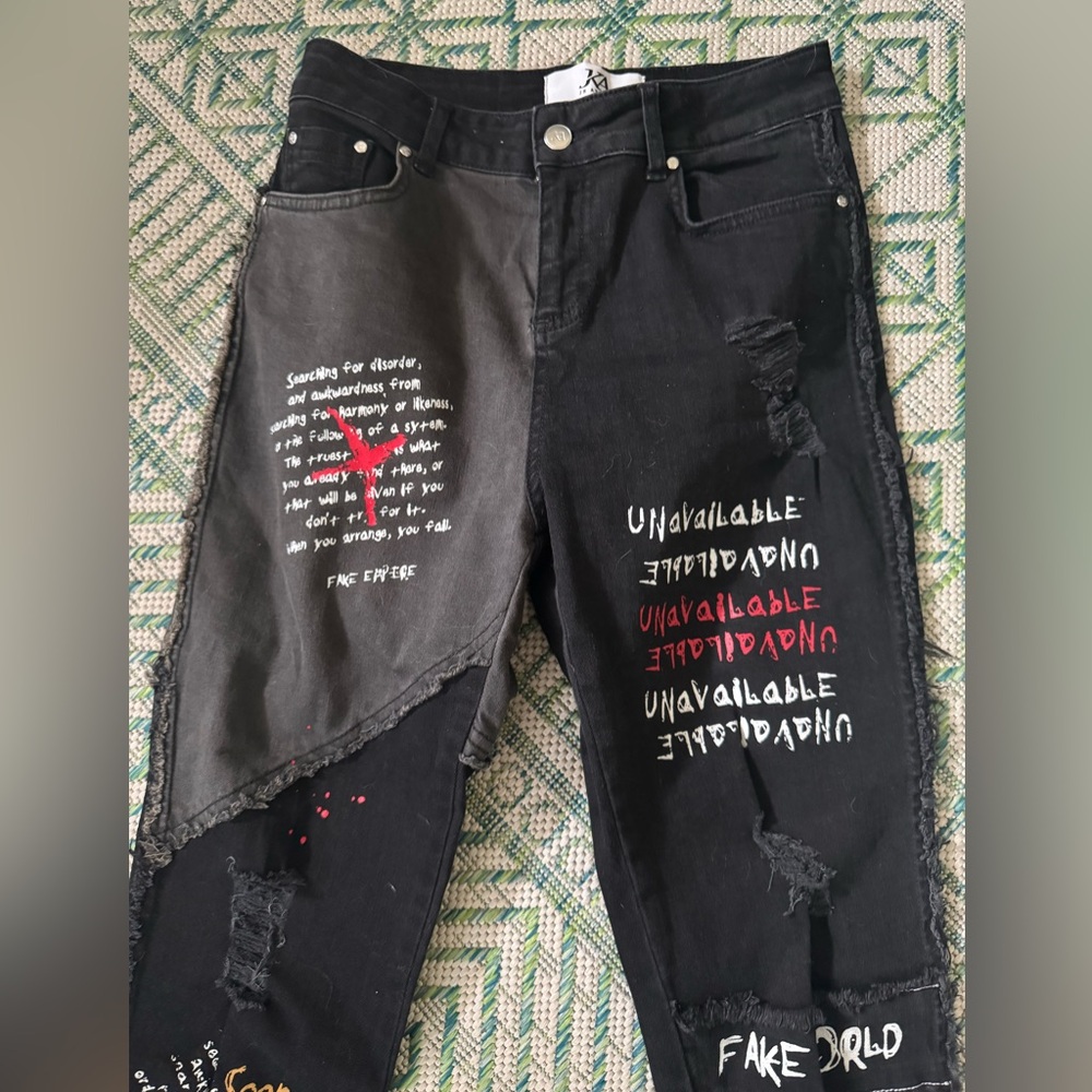 JK ATTIRE Black and Gray Denim Jeans 10 Graphic Pattern High Rise Punk Emo VGUC